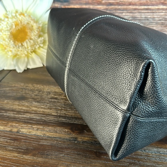 Michael Kors Bags Micheal Kors Womens Black White Downtown Astor